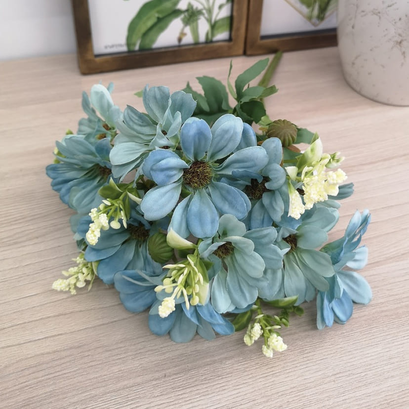 Искусственные цветы в Белгороде | Цветы искусственные «Ромашки с бутонами», голубые, букет