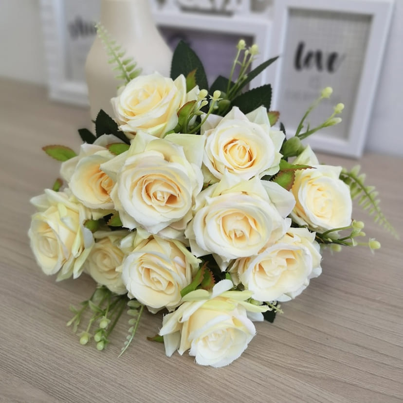 Искусственные цветы в Белгороде | Цветы искусственные «Розы острые», молочно-персиковые, букет